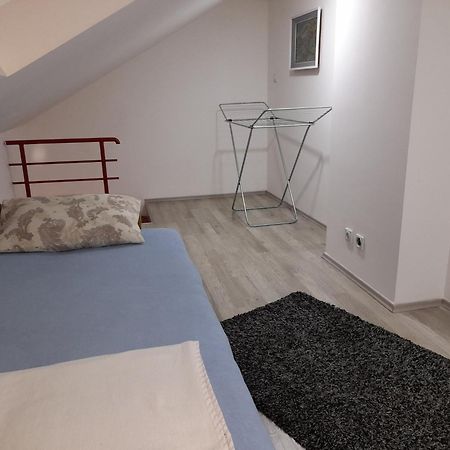 Aleksandrija 1 Ni Kültér fotó